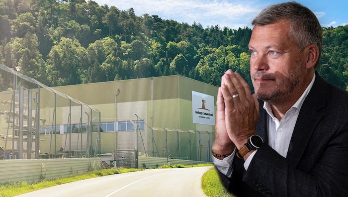 Werksleiter Josef Krenn sieht hohe Energie- und Personalkosten und mangelnde Ausbaumöglichkeiten ...