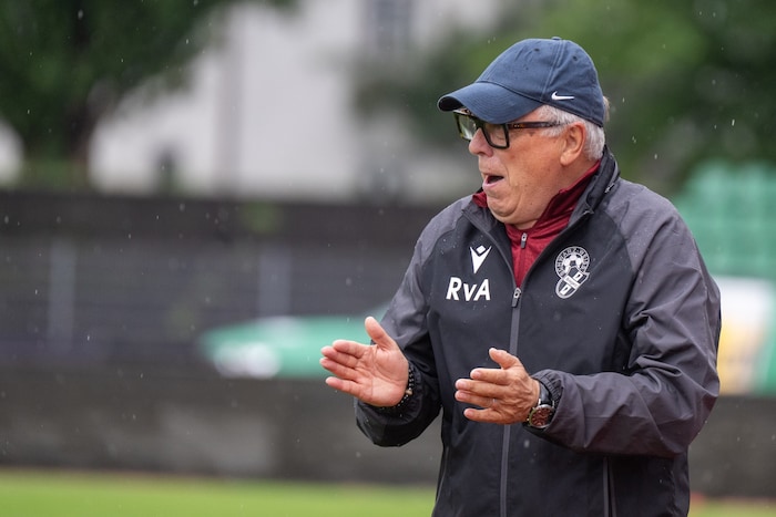Bregenz-Coach Regi van Acker hofft auf eine Steigerung gegen St. Pölten.