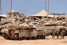 Israelische Truppen sollen eine neue Offensive starten.