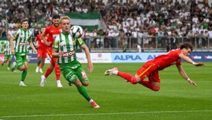 Bei der Stadioneröffnung gegen Augsburg spielten Fabian Gmeiner &amp; Co. vor vollen Rängen. 