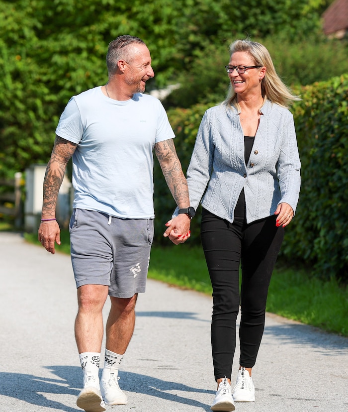 Partnerin Iris spielt im Leben des Trainers eine entscheidene Rolle.