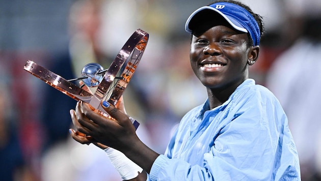 Victoria Mboko schnappte sich sensationell die Trophäe.
