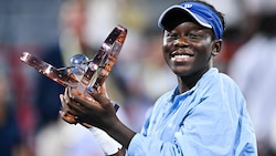 Victoria Mboko schnappte sich sensationell die Trophäe.