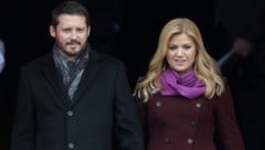 Kelly Clarkson (das Bild ist von 2013) ist „zutiefst erschüttert“ - ihr Ex-Mann und Vater ihrer ...