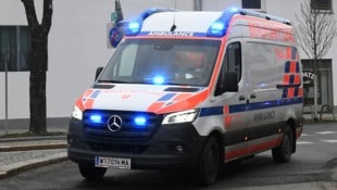 Ein Passant musste den Absturz mit ansehen, der Bub erlitt Verletzungen und wurde von der ...