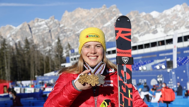 Bei der Weltmeisterschaft 2021 räumte Katharina Liensberger in Cortina mit zweimal Gold und ...