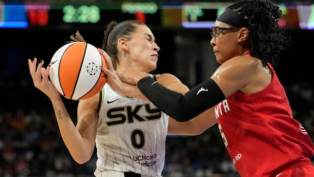 Beim Duell ziwschen Atlanta Dream und Chicago Sky flog ein Dildo aufs Parkett.