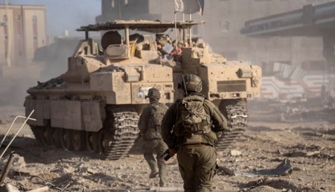 Der israelische Präsident Yitzhak Herzog hat einen ehemaligen Soldaten begnadigt, der einen ...