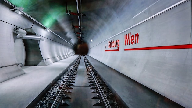 Knapp 17 Kilometer lang soll der Tunnel der Neubaustrecke durch den Flachgau werden.