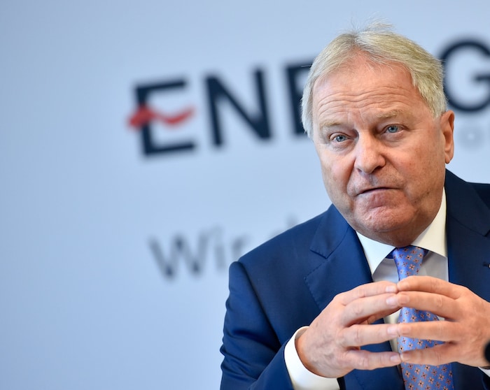 Die Energie AG hieß noch OKA, als Leo Windtner 1978 ins Unternehmen einstieg und 38 Jahre blieb, ...