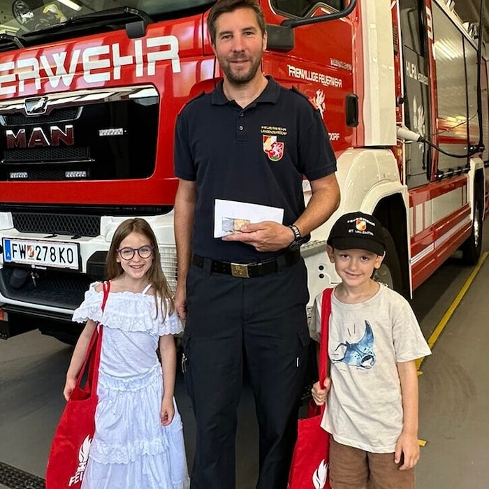 Kommandant Stefan Janoschek war beeindruckt vom Engagement der beiden Kinder.