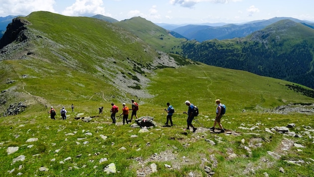 Mit der Aktion sollen mehr Wanderer in die Region rund um Feldkirchen, den Ossiacher See und ...