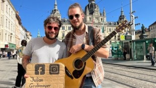 Julian Grabmayer und Patrick Freisinger starten ihre Abenteuertour in Graz