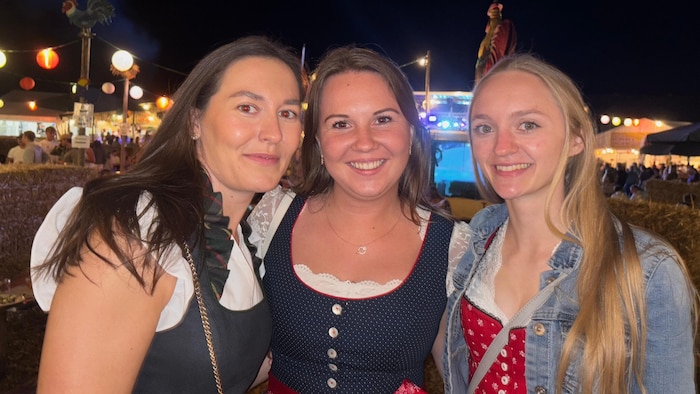 Die drei Lavanttaler Mädels Vivien, Tanja und Corinna auf der Gackernwiese.