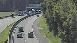 Auf den Verkehrskameras der Asfinag war die Sperre durch den Unfall zu sehen.