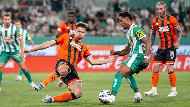 Dahls Dribblings begeistern die Rapid-Fans.