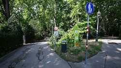 Wegen Mordversuchs hat sich am Donnerstag ein 19-jähriger Mann vor einem Geschworenengericht ...