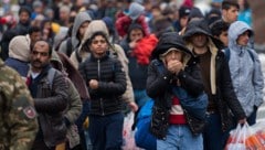 Migranten an der österreichisch-slowenischen Grenze