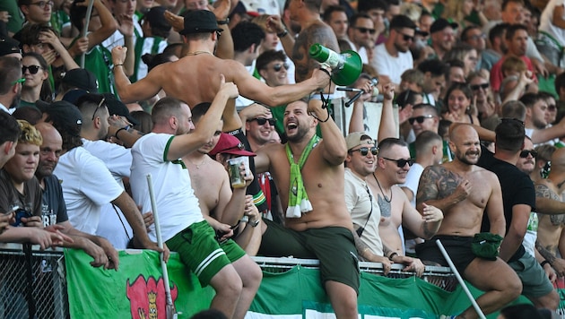 Auch für die Fans war es ein perfekter Einstand im neuen Reichshofstadion.