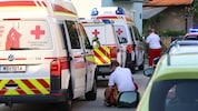 Die Rettungskräfte konnten der aus dem Bach geborgenen Frau leider nicht mehr helfen.