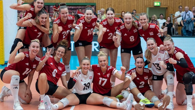 Österreichs Volleyballerinnen jubeln.