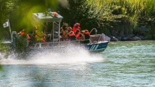 Die Wasserrettung Villach war im Einsatz und suchte an der Gail einen verschwundenen Burschen. ...