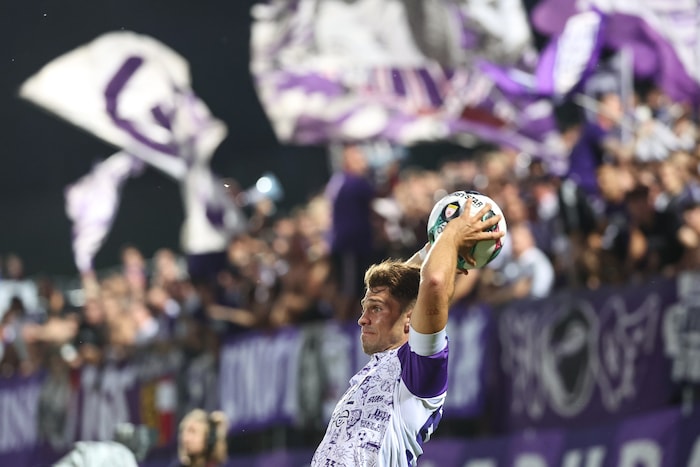 Luca Meisl trug gegen die Vienna die Kapitänsbinde bei Austria Salzburg.