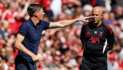 Oliver Glasner (links) genießt in England bereits Kultstatus, Arne Slot (rechts) ist mit ...