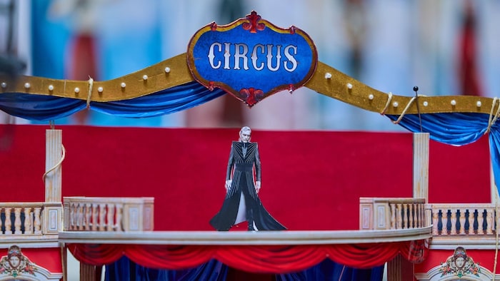 ...die Zelt des Cirkus Roncalli sein wird und auf der Borchert als Titelheld Cagliostro eine ...