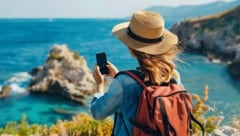 „Es geht wieder Richtung Urlaub mit Sonne, Strand und Meer“, sagt Reiseanbieter Tui zum heurigen ...