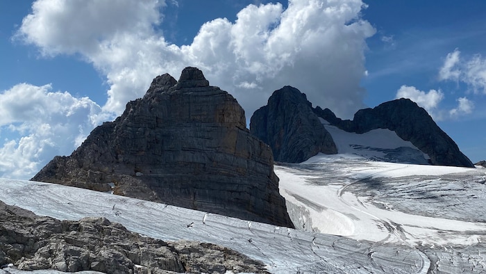 Der präparierte Weg am Dachstein Gletscher