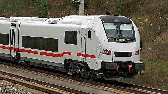 Der Fernverkehrszug ICE L wird zwischen Berlin und Köln fahren.