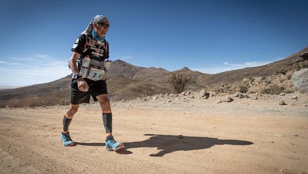 Helmut Tschellnig hat die extremsten Wüsten der Welt bezwungen – und ist auch mit seinen bald 70 ...
