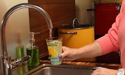 In Tastelberg heißt es weiter: erst abkochen, dann trinken.