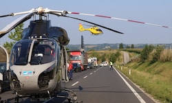 Ein Schwerverletzter wurde mit dem Rettungshubschrauber abtransportiert