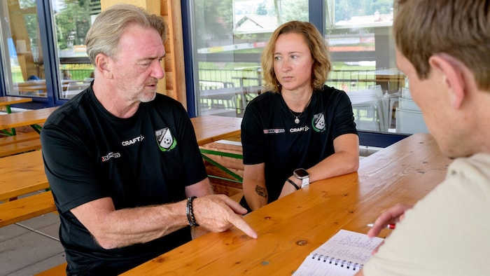 Andy Ogris mit Sportchefin Maria Wolf, seine Lebensgefährtin, im „Krone“-Talk.