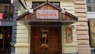 Die Bettel-Alm hat Insolvenz angemeldet. Die Disco ist seit Jahren Kult, stets gut besucht. Der ...
