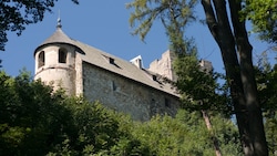 Die Burgruine Gösting steht aktuell zum Verkauf – 6,4 Millionen Euro ist die Basis für ...