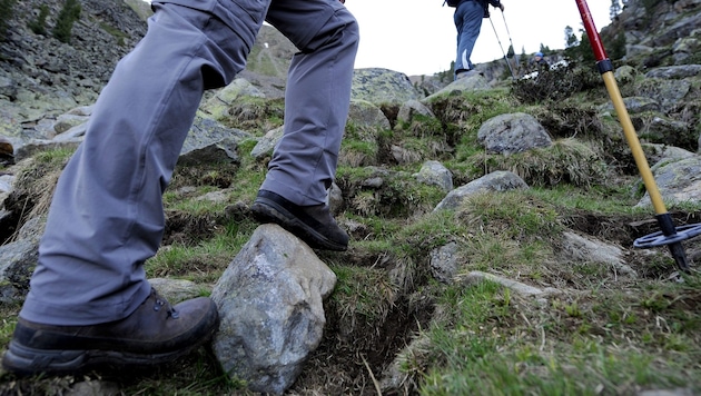 Die Verunglückten waren vermutlich auf einem Klettersteig unterwegs, als es zu dem Absturz kam ...