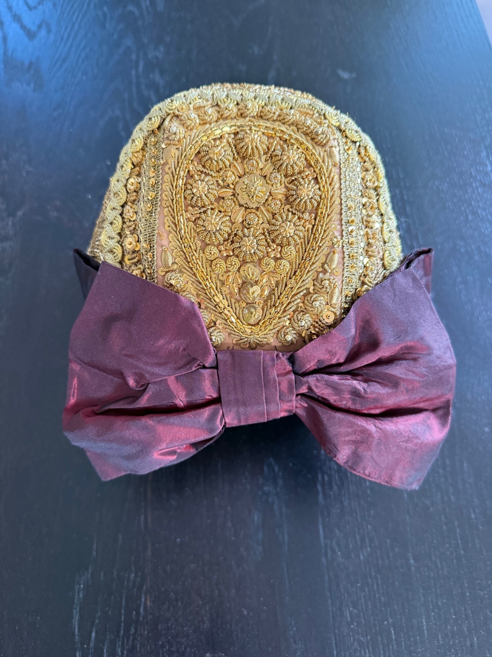 Die Goldhaube der Villacher Bürgerfrauen.