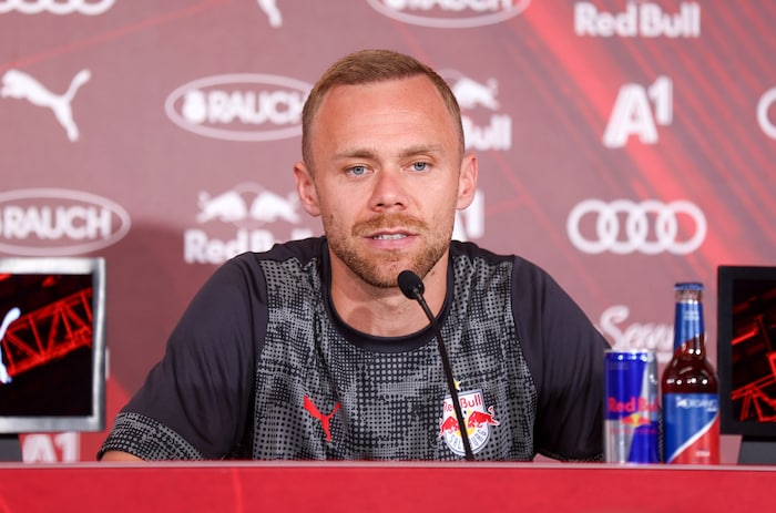 Rechnet sich etwas aus: Alexander Schlager.