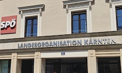 In der Klagenfurter Parteizentrale laufen die Vorbereit- ungen für den Parteitag im September ...