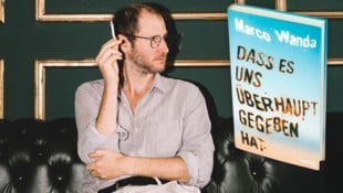 Marco Wanda schildert in seinem Buch „Dass es uns überhaupt gegeben hat“ Erfolge, Niederlagen ...