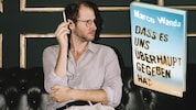 Marco Wanda schildert in seinem Buch „Dass es uns überhaupt gegeben hat“ Erfolge, Niederlagen ...