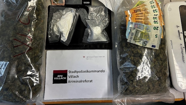 Cannabis, Kokain, Bargeld und eine Waage: Alles sichergestellt in einer Sporttasche.