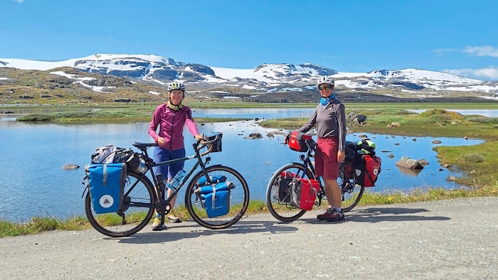 Rallarvegen – einer der schönsten Radwege Norwegens, vorbei an Gletschern und entlang der ...