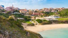 Die Strände von Sardinien sind wunderschön – allerdings sollte man davon Abstand nehmen, sich ...