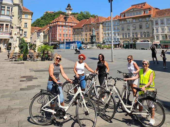Ein Stopp am Hauptplatz gehört natürlich auch dazu.