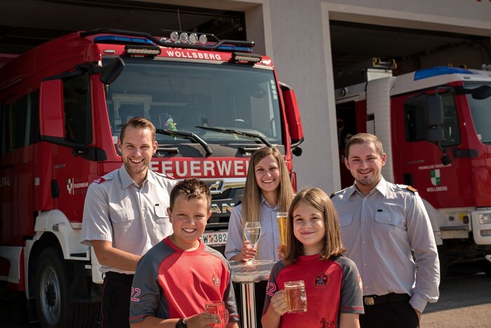 Die Freiwillige Feuerwehr Wollsberg lädt junge und jung gebliebene Partytiger ins Discozelt mit ...