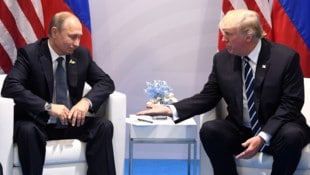 Russlands Präsident Wladimir Putin und US-Präsident Donald Trump bei einem Treffen im Jahr 2017.